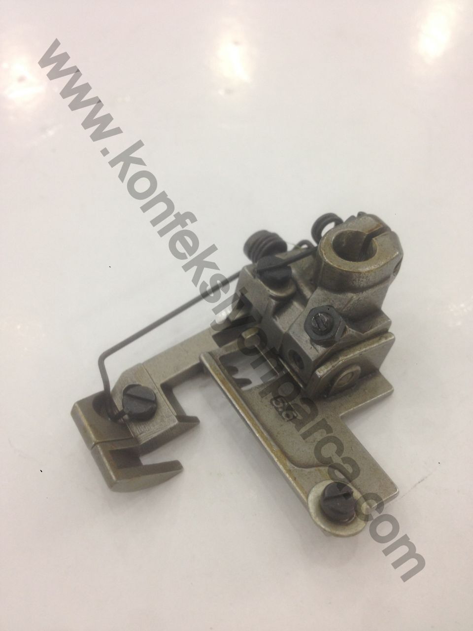 257331A56 Pegasus Sağdan Bıçaklı Reçme Ayak 5,6Mm